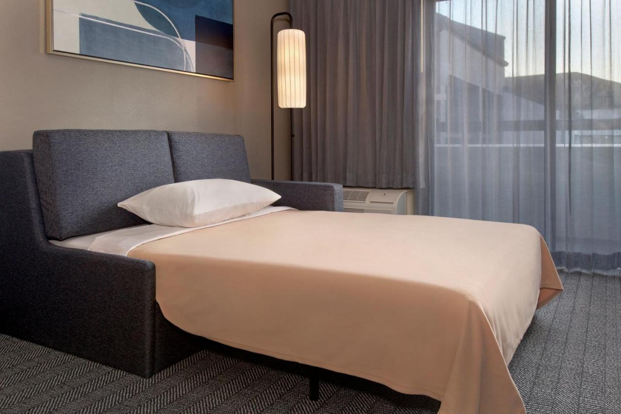 Courtyard By Marriott Tarrytown Westchester County Exterior foto