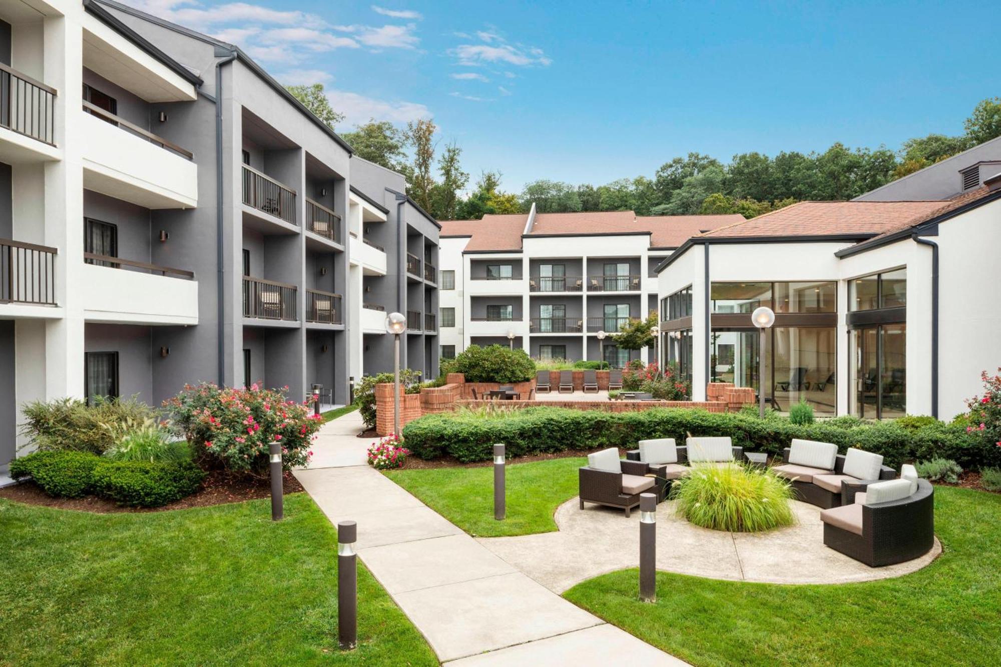 Courtyard By Marriott Tarrytown Westchester County Exterior foto