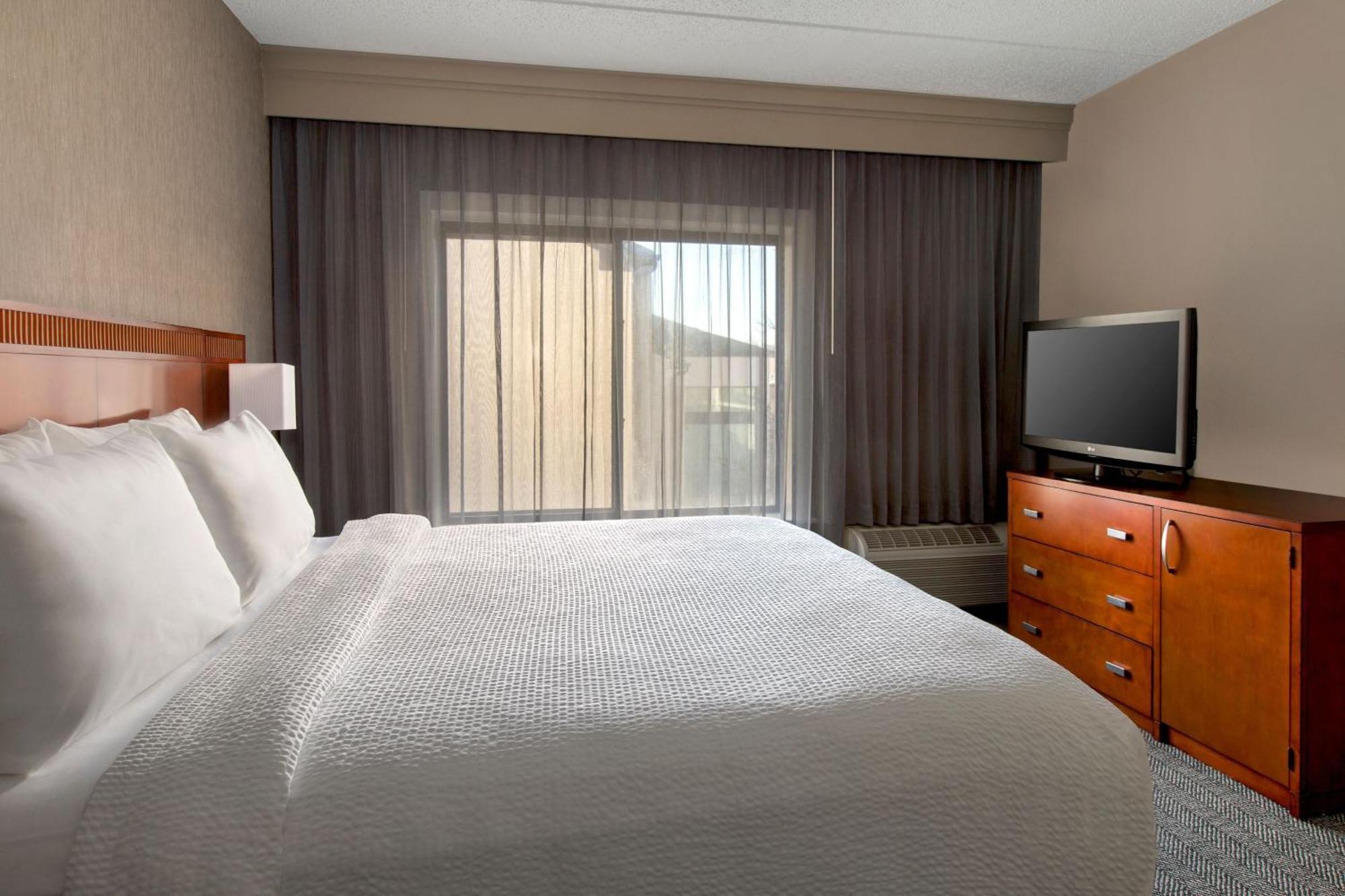 Courtyard By Marriott Tarrytown Westchester County Exterior foto